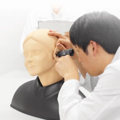 Ohr-Untersuchungs-Simulator